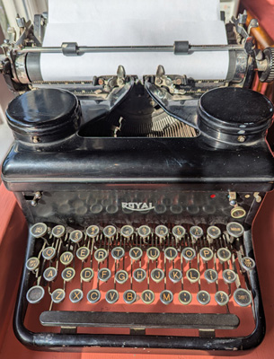 Typewriter 400h